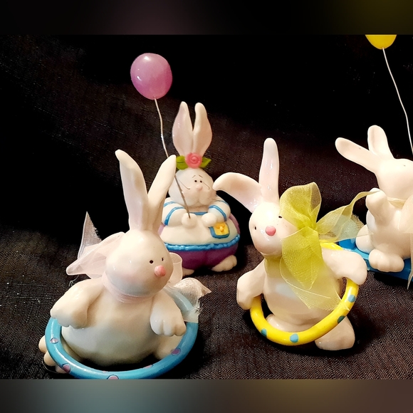 Easter bunny figurine lot - Picture 3 of 8